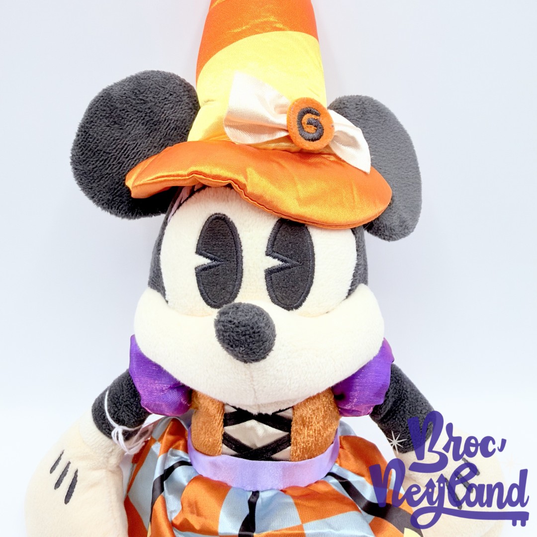 Peluche-Minnie-Mouse-Halloween-tricks-and-Treats-Disney-Parks-2020-chapeau-citrouille-38-cm (2)