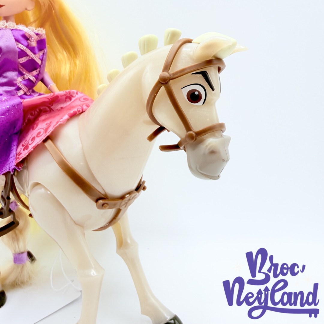 Poupée-Raiponce-et-Maximus-Le-Cheval-Royal-Disney-Hasbro-2016-Tangled-The-Series-20-cm (5)
