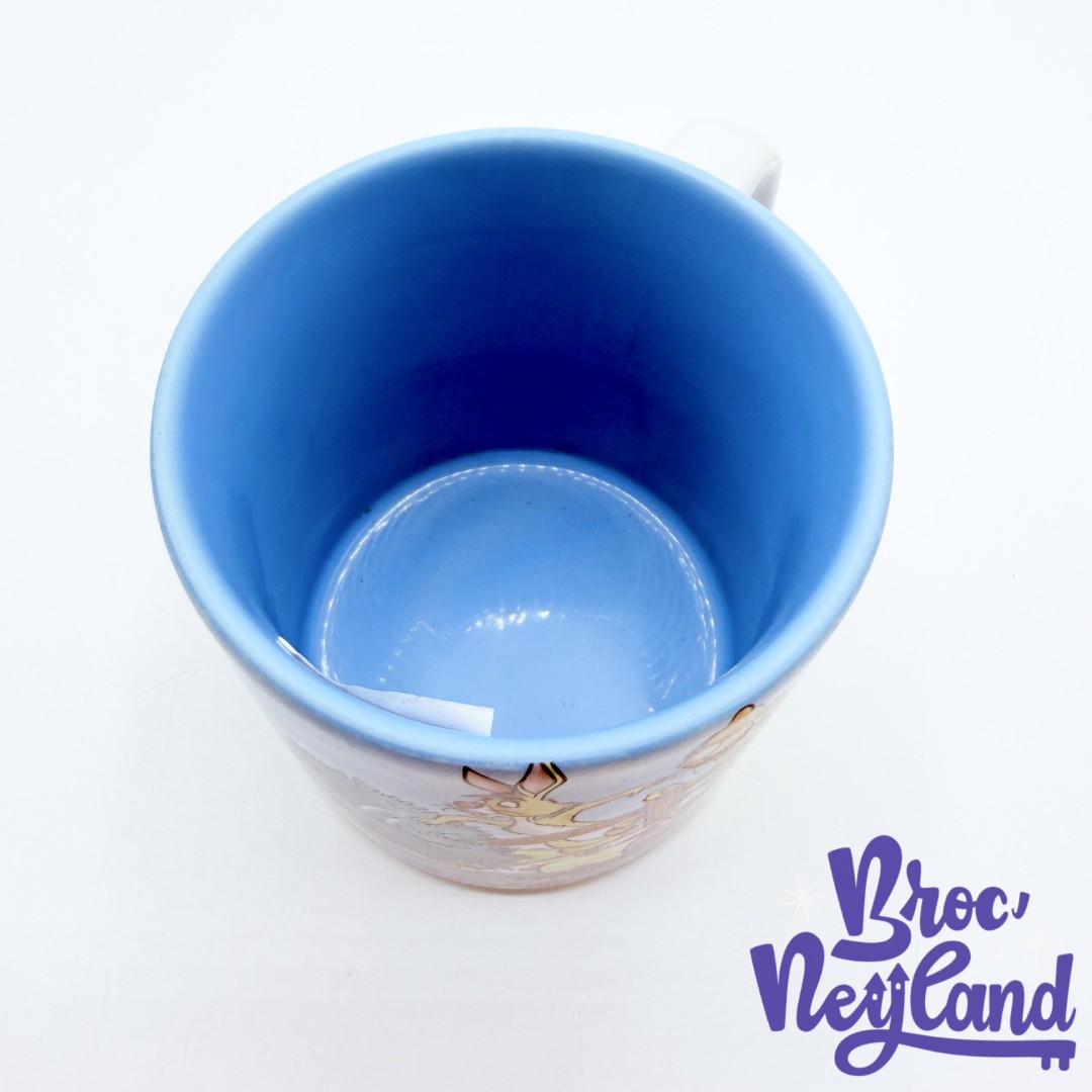 Tasse-scène-Winnie-ourson-Disney-Store-classics-2001-mug-scène-film-pont-rivière (5)