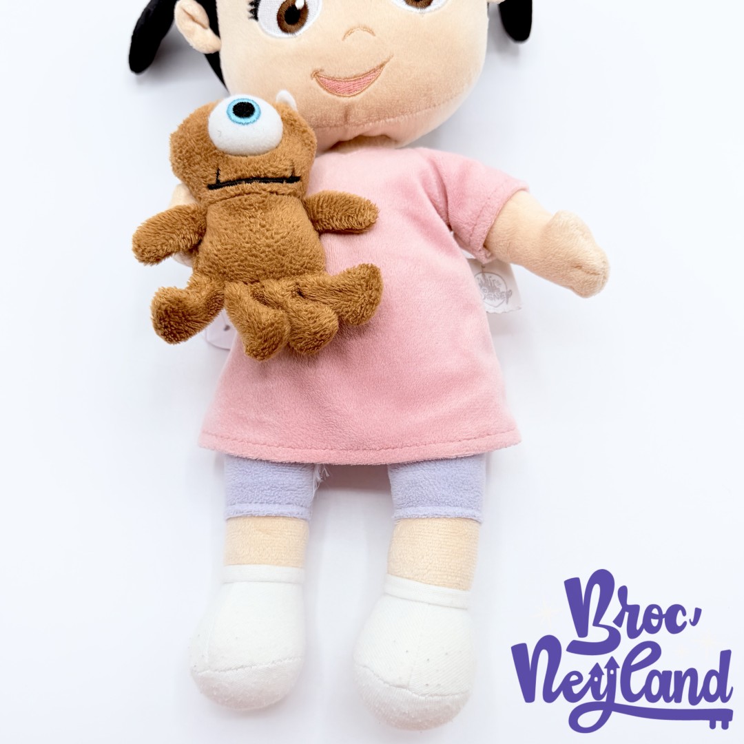 Peluche-Bouh-Monstres-et-Cie-Disney-Store-Boo-petite-fille-doudou-Little-Mikey-36-cm (1)