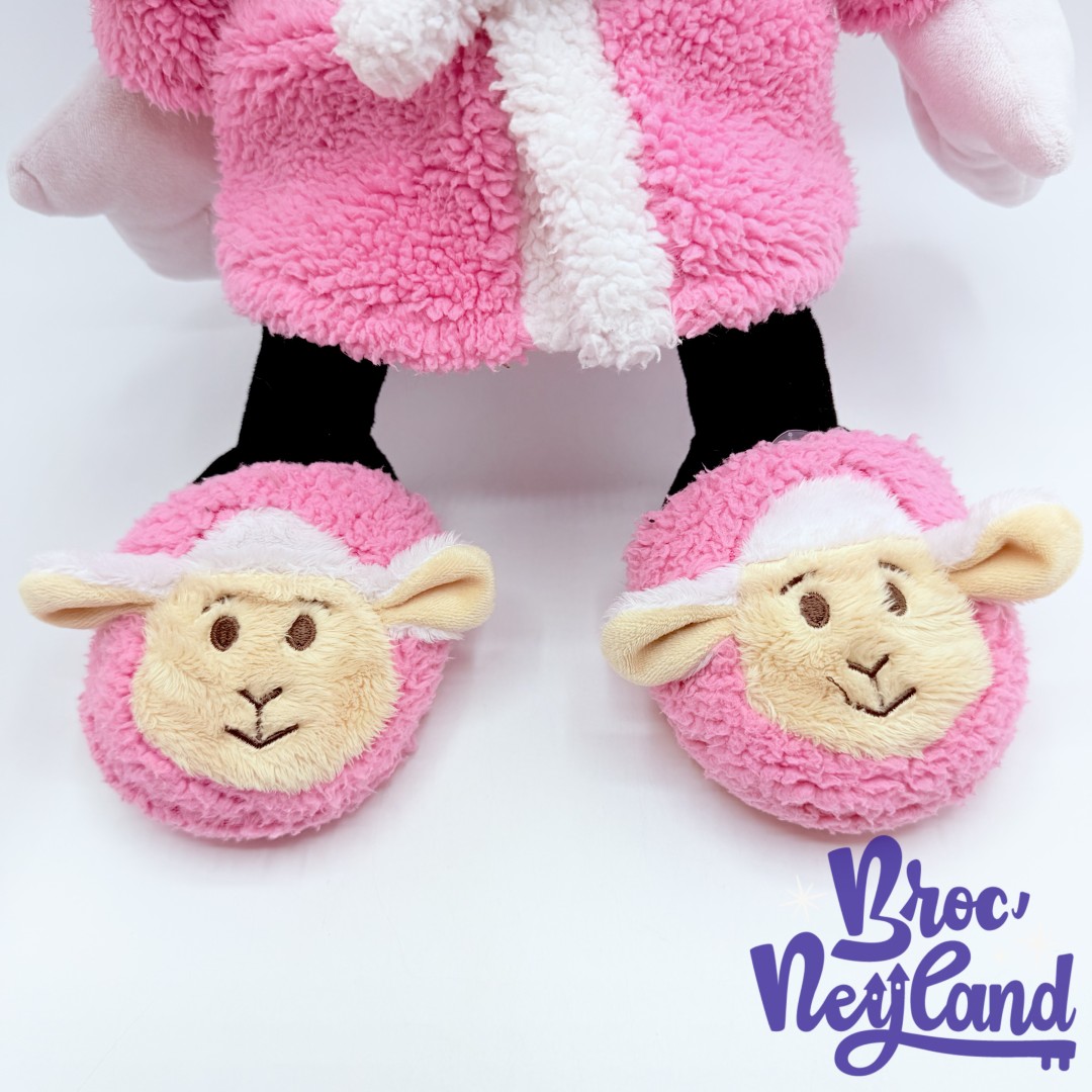 Peluche-Minnie-Mouse-Peignoir-Disneyland-Paris-Disney-pyjama-rose-moutons-42-cm (4)