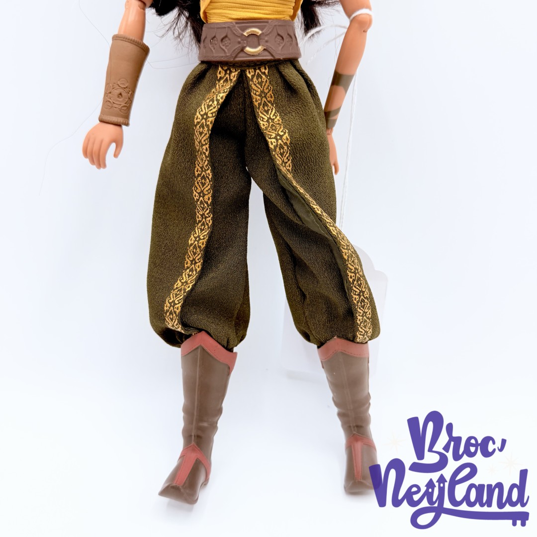 Poupée-Raya-et-le-Dernier-Dragon-Disneyland-Paris-2021-Disney-guerrière-28-cm (2)