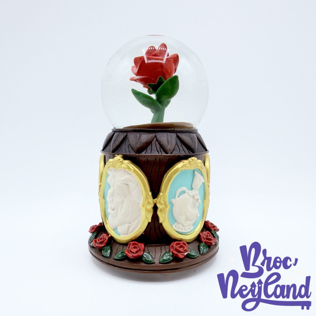 Boule-à-neige-Rose-La-Belle-et-la-Bête-musicale-Disneyland-Paris-2019-snow-globe-Disney (2)