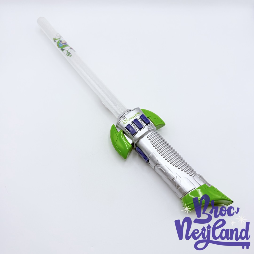 Jouet-Sabre-Laser-Buzz-Éclair-Disneyland-Paris-Disney-Toy-Story-épée-lumineux-sonore (2)