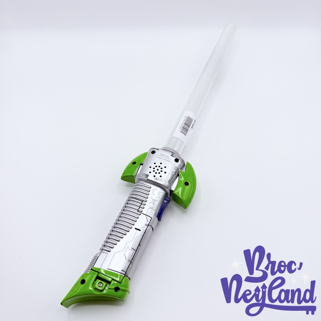 Jouet-Sabre-Laser-Buzz-Éclair-Disneyland-Paris-Disney-Toy-Story-épée-lumineux-sonore (1)