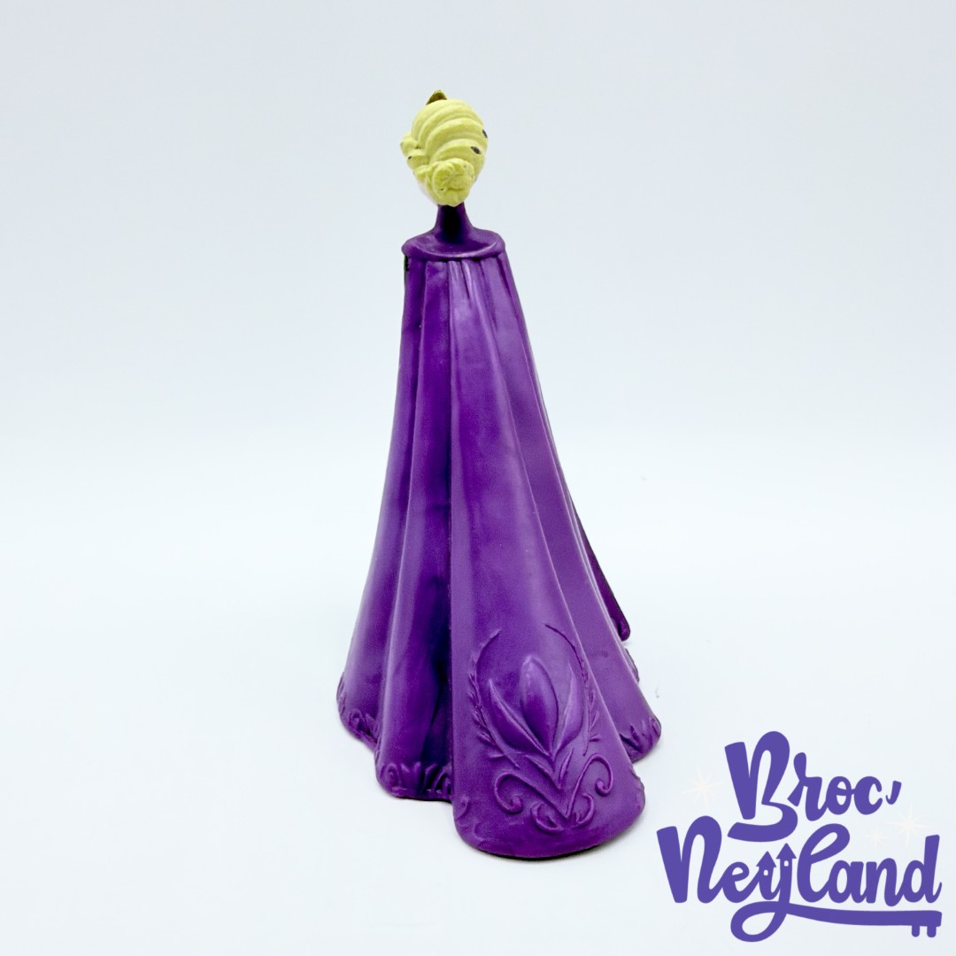 Figurine-Elsa-Couronnement-La-Reine-des-Neiges-Disney-Bullyland-princesse-bleu-violet-11-cm (4)