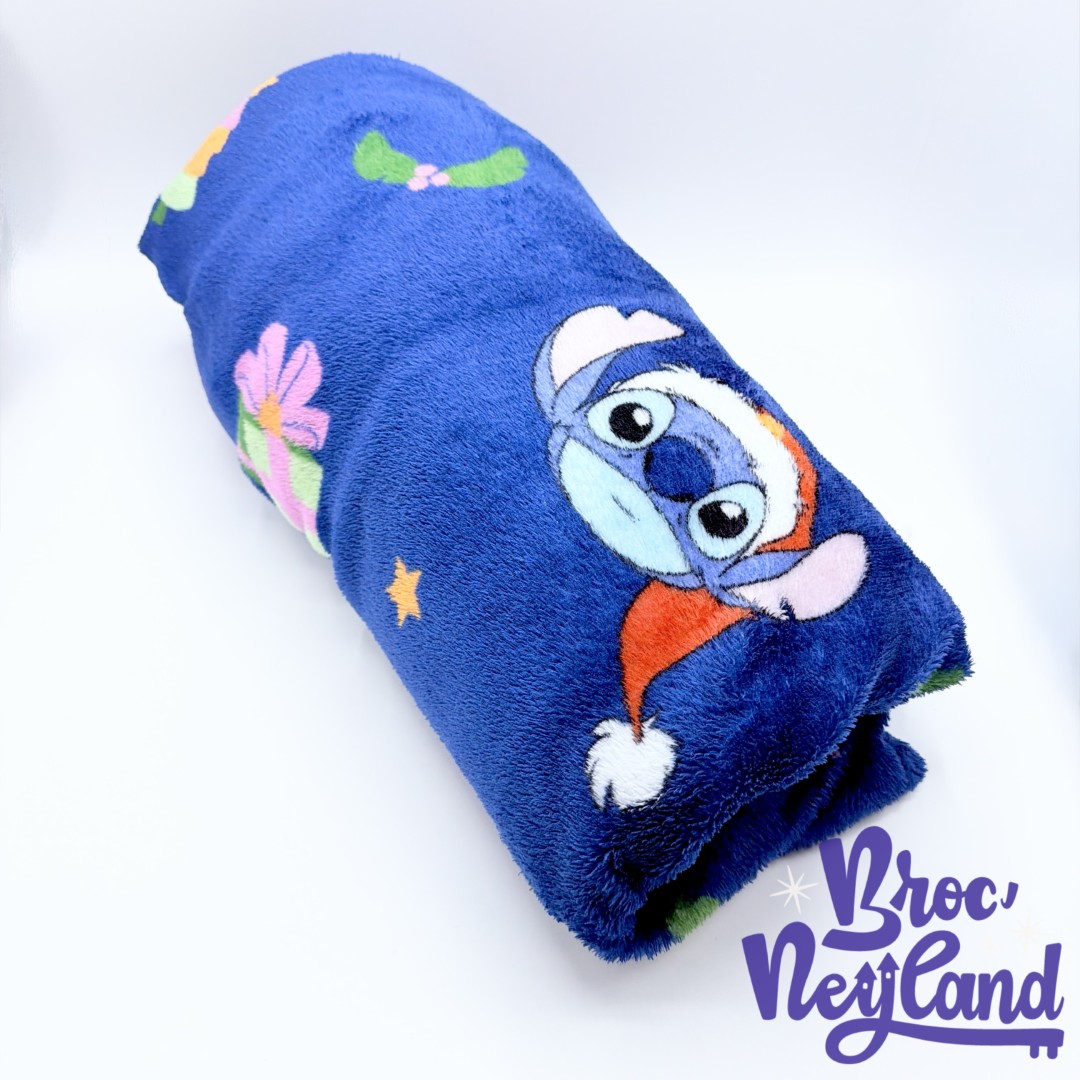 Couverture-Plaid-Stitch-Noël-Disney-Lilo-et-stitch-polaire-bleu-170x240-cm (2)