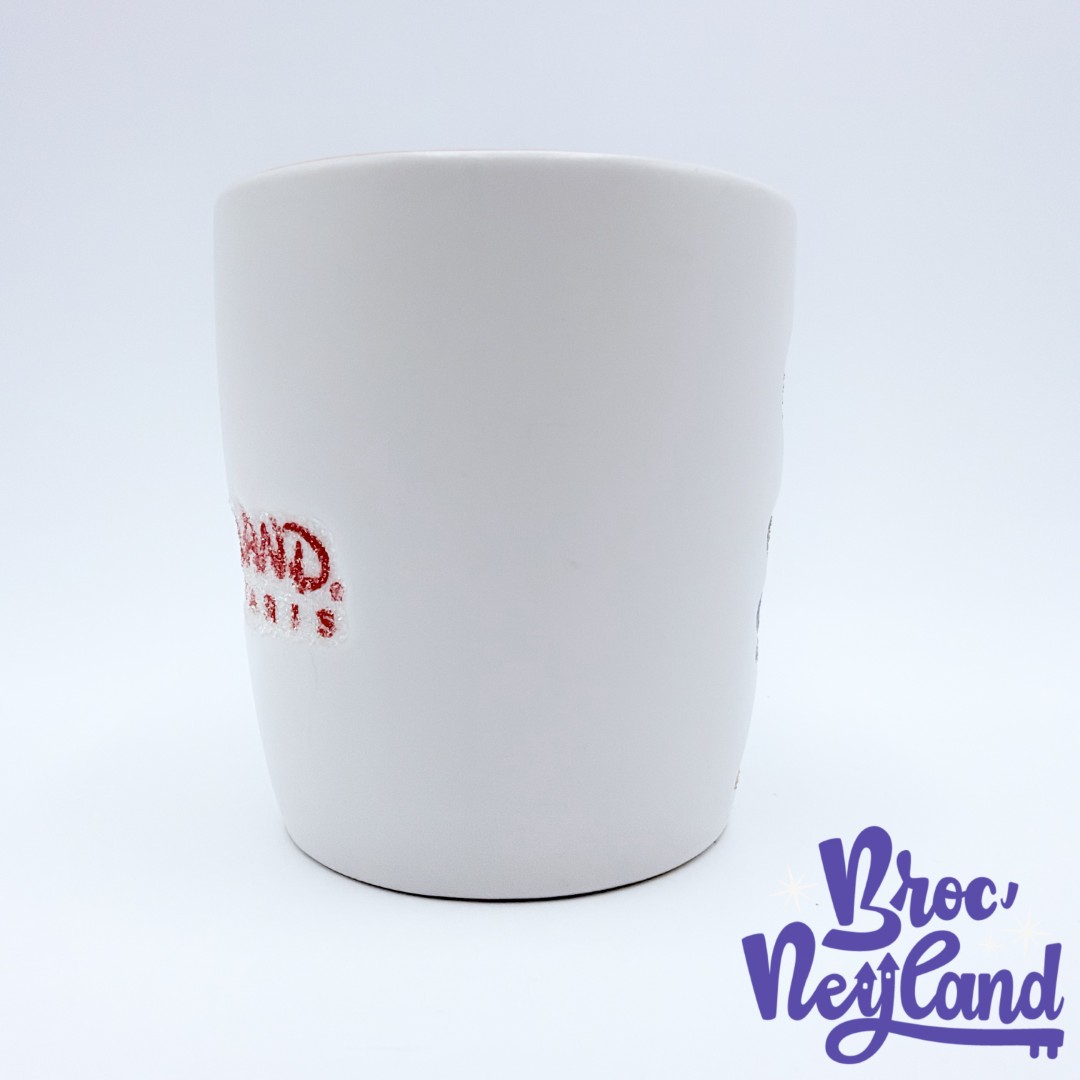 Tasse-Minnie-Mouse-Disneyland-Paris-mug-Disney-blanc-paillettes-robe-bleu-fleur (3)