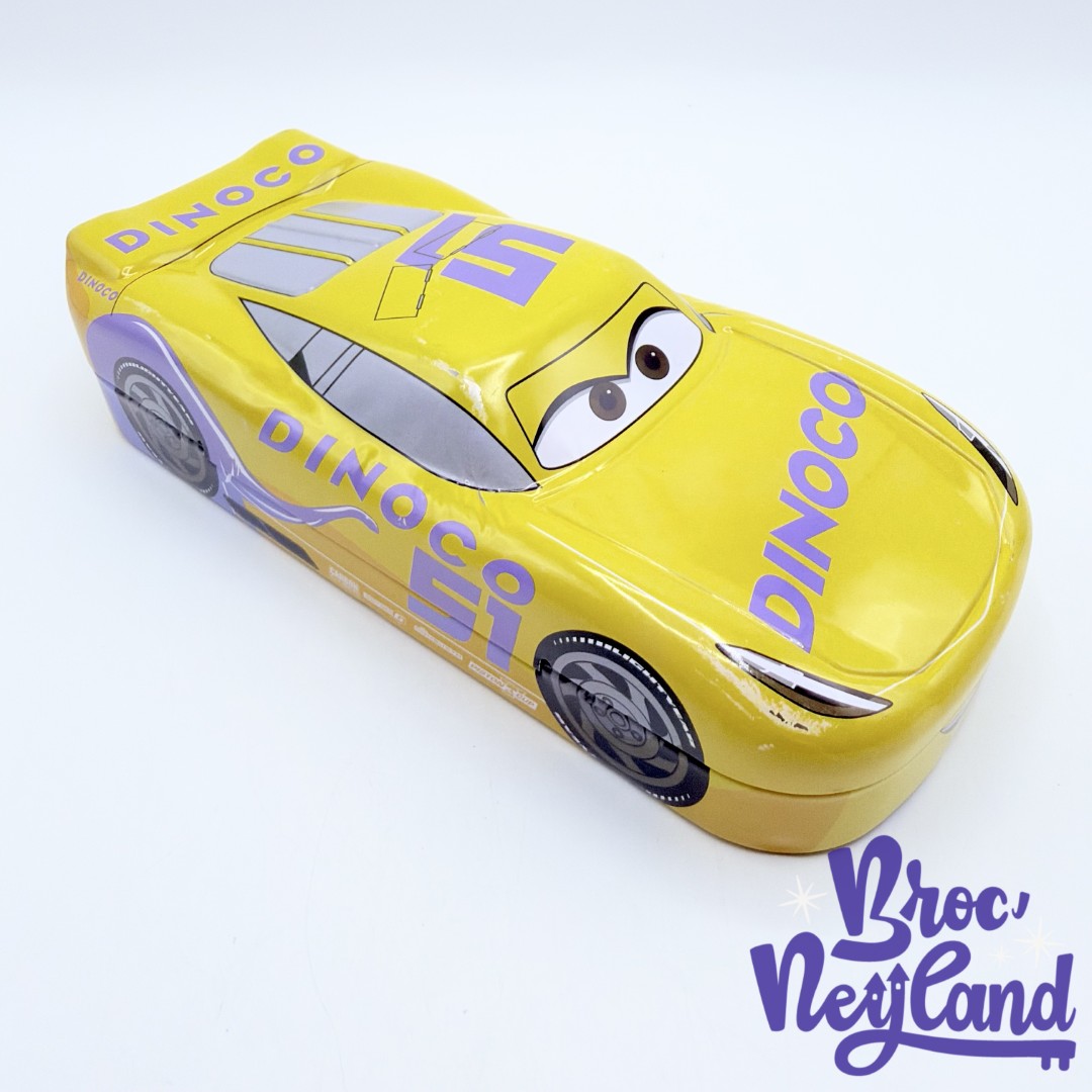 Kit-de-papeterie-Cruz-Ramirez-Dinoco-Cars-3-Disney-Pixar-boite-crayons-voiture-jaune-métal (7)