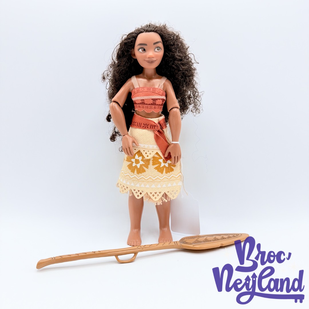 Poupée-Vaiana-Disney-Store-2017-princesse-pagaie-30-cm (2)