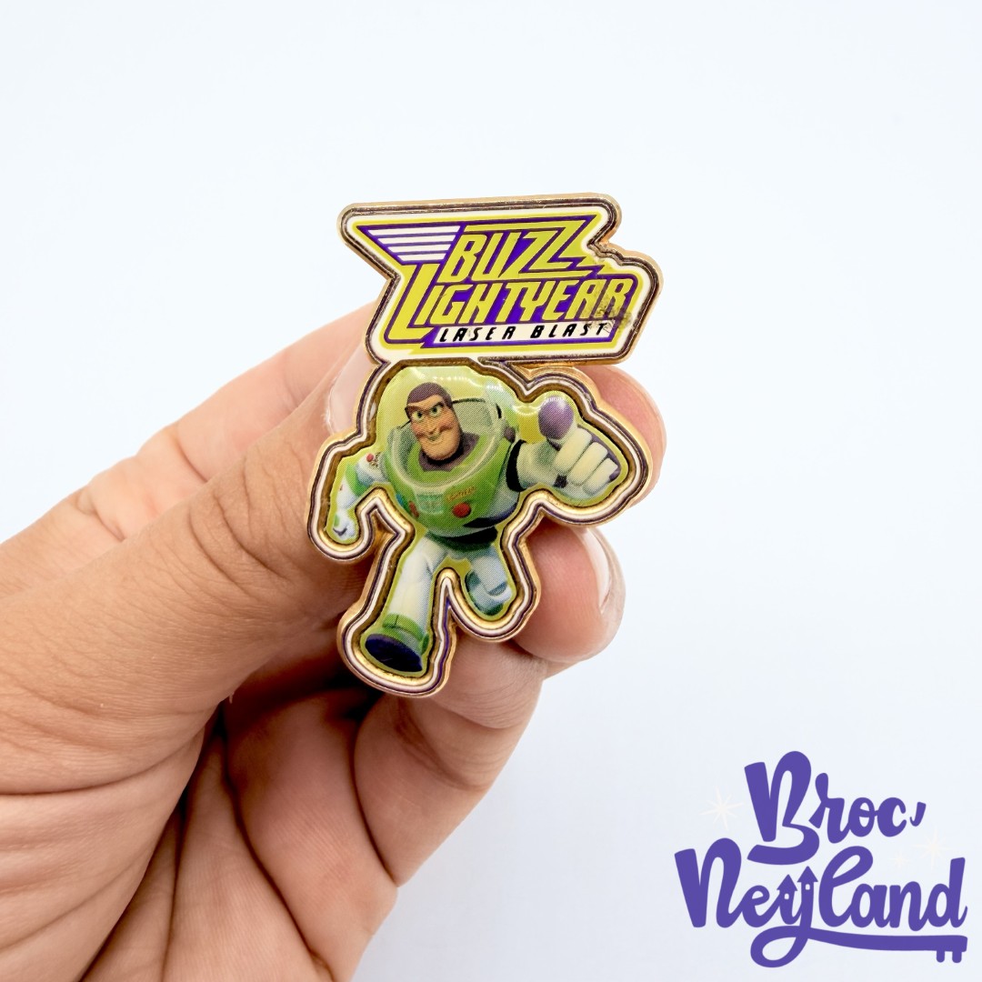 Pin-Buzz-Lightyear-Laser-Blast-Cast-Member-Disneyland-Paris-2006-Exclusive-45902 (3)