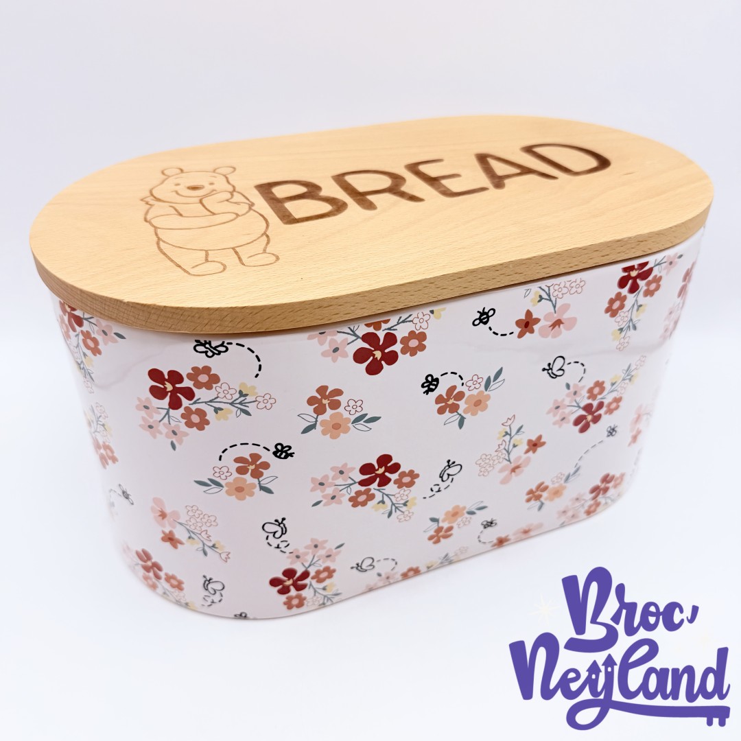 Boite-à-pain-Winnie-ourson-Disney-Parks-2021-Bread-Box-fleurs-blanc (4)
