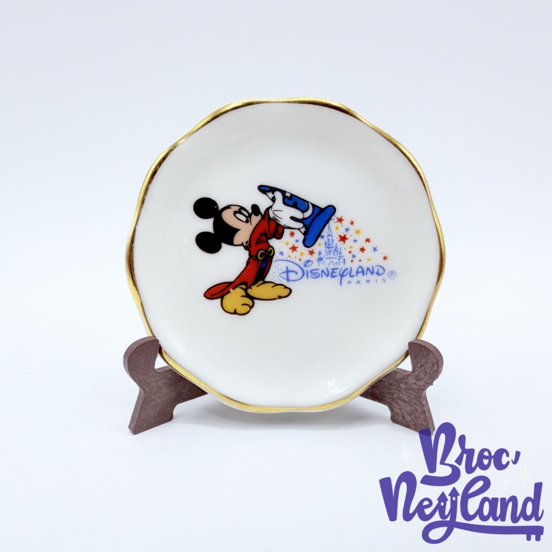 Mini-Assiette-Mickey-Mouse-Fantasia-Disneyland-Paris-Disney-collection-porcelaine-blanc-6-cm (1)