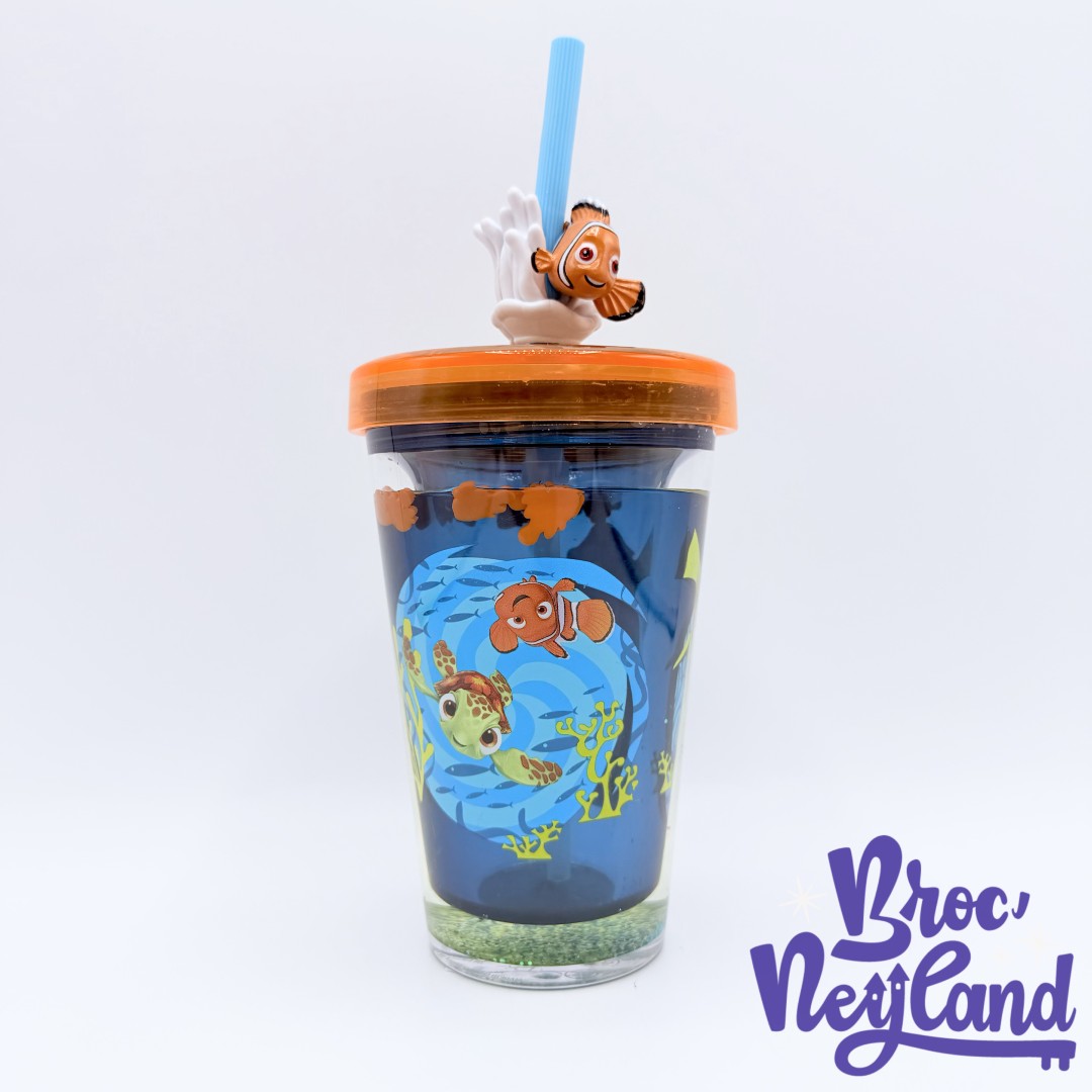 Gobelet-paille-Le-Monde-de-Nemo-Disney-Store-2023-verre-plastique-orange-double-paroi (2)
