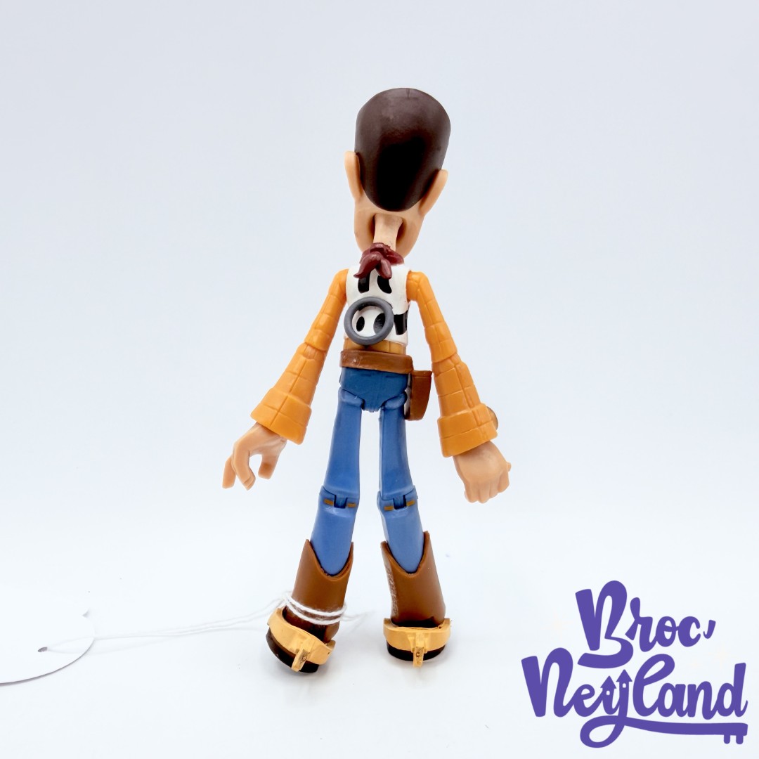 Figurine-Woody-articulée-ToyBox-Disney-Store-2019-Toy-Story-cow-boy-12-cm (2)
