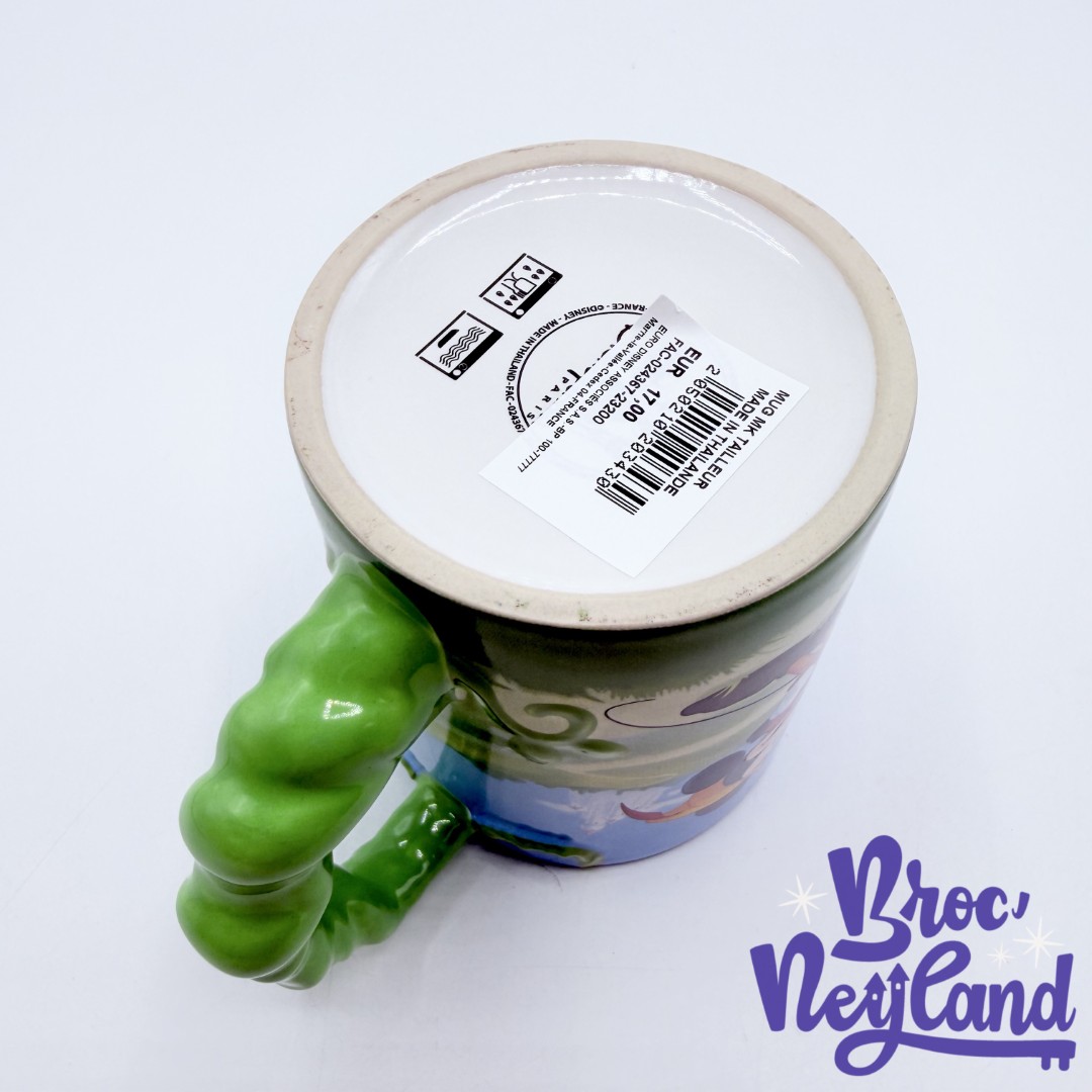 Tasse-Mickey-Mouse-Haricot-Magique-disneyland-Paris-2023-mug-Disney-tailleur-vert (5)