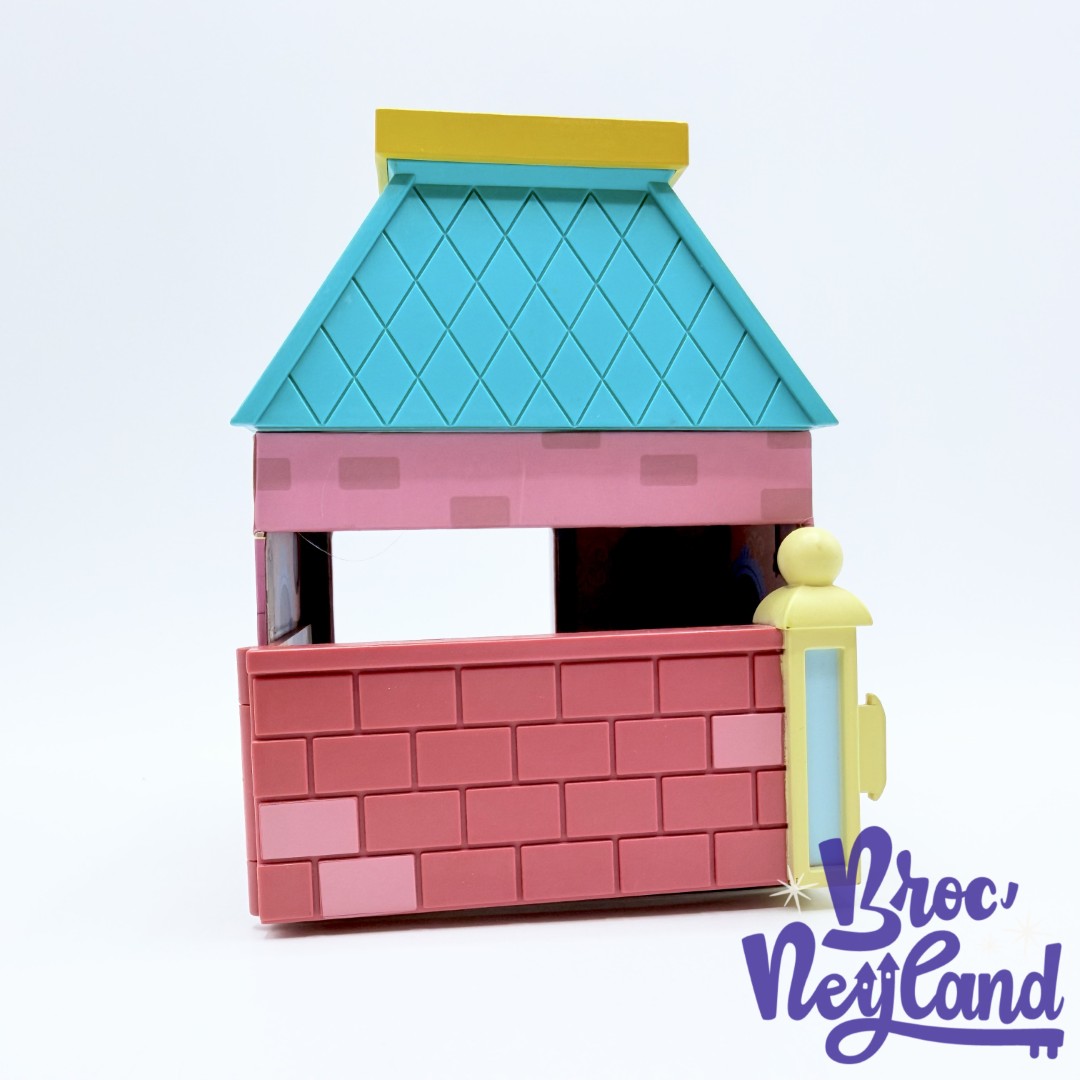 Jouet-Furrytale-Friends-Première-Maison-de-Jock-La-Belle-et-le-Clochard-Disney-Store-chien-niche (4)