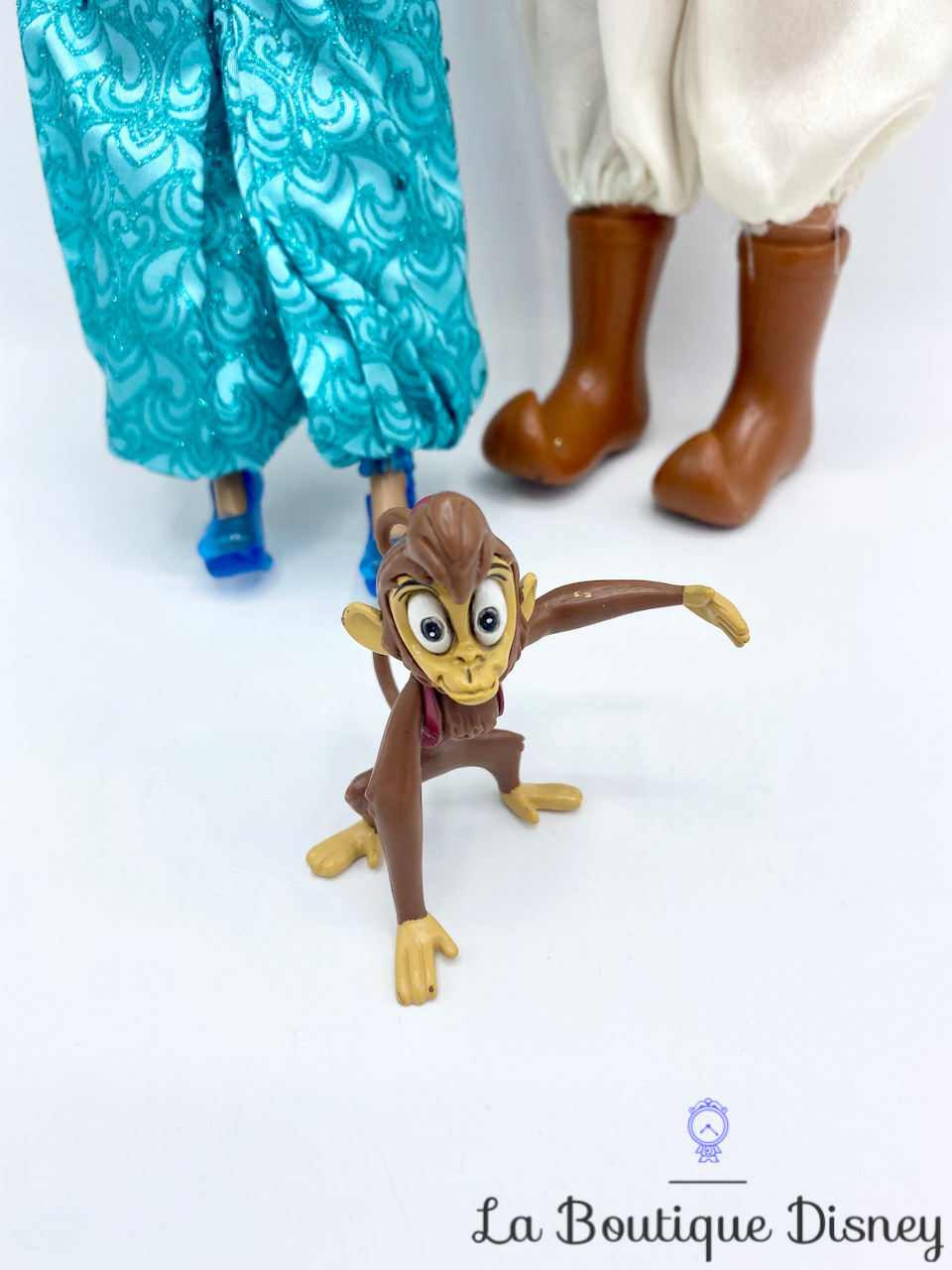 poupées-aladdin-jasmine-abu-disney-store-simba-toys-mannequin-disney-3