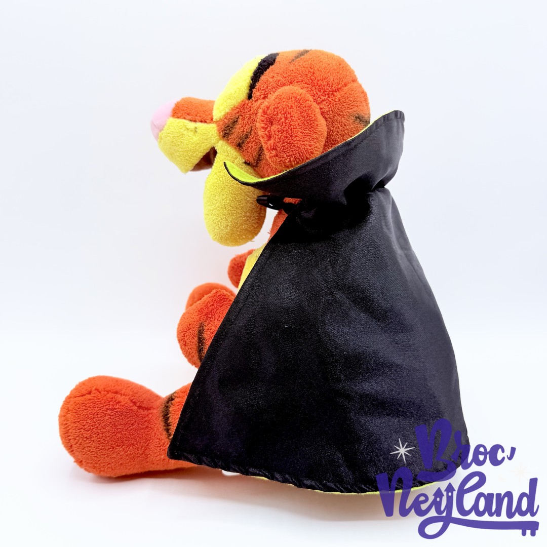 Peluche-Tigrou-Halloween-Disney-Store-Winnie-ourson-orange-34-cm (7)