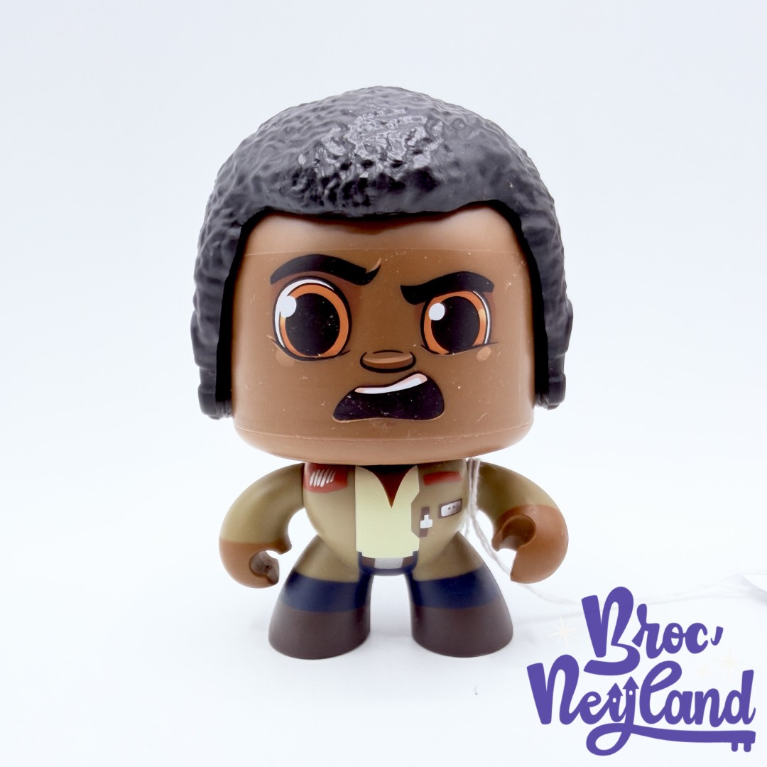 Figurine-Finn-Mighty-Muggs-Star-Wars-Disney-Hasbro-Résistance-soldat-multifaces-10-cm (1)