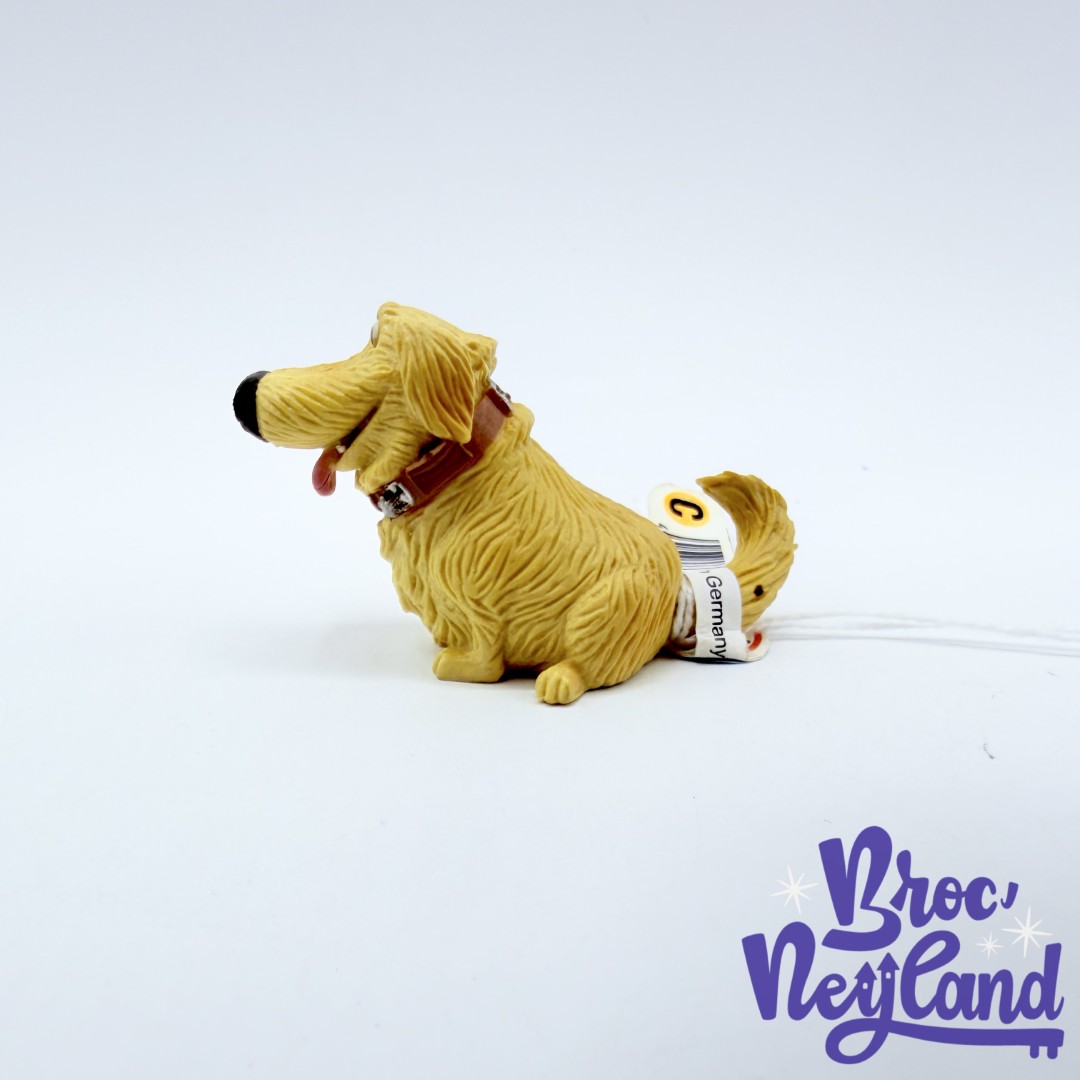 Figurine-Doug-chien-Là-Haut-Disney-Bully-jaune-6-cm (4)