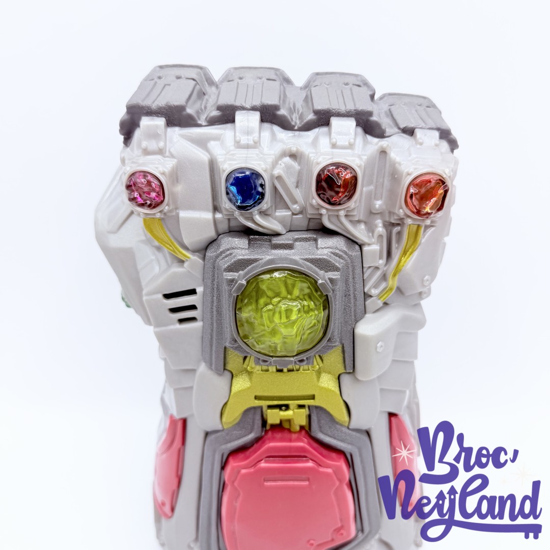 Jouet-Gant-électronique-Infinité-de-Thanos-Marvel-Hasbro-Avengers-Endgame-déguisement (2)