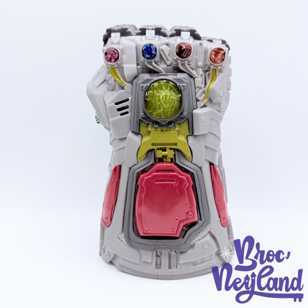 Jouet-Gant-électronique-Infinité-de-Thanos-Marvel-Hasbro-Avengers-Endgame-déguisement (3)