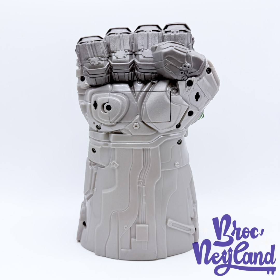 Jouet-Gant-électronique-Infinité-de-Thanos-Marvel-Hasbro-Avengers-Endgame-déguisement (4)