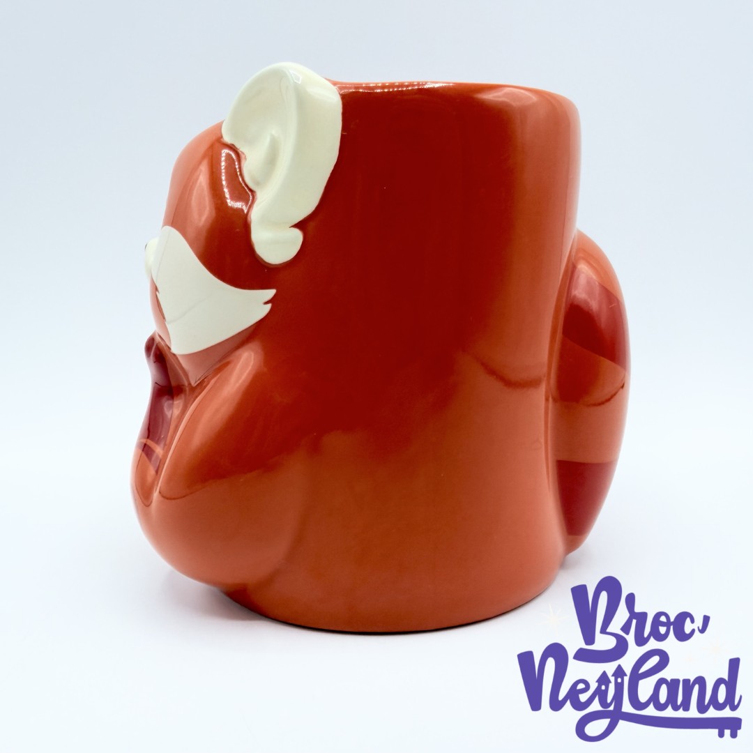 Tasse-Mei-Lee-Alerte-Rouge-Disney-Parks-2022-mug-panda-rouge-relief-3D (3)