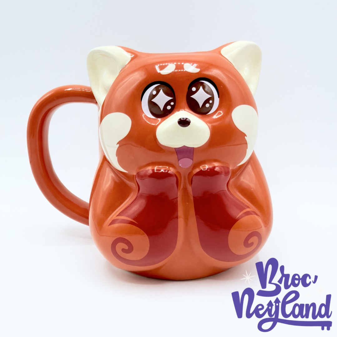 Tasse-Mei-Lee-Alerte-Rouge-Disney-Parks-2022-mug-panda-rouge-relief-3D (4)