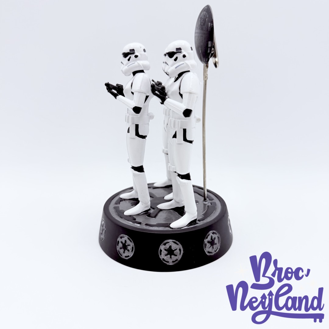 Figurine-Stormtroope-star-Wars-Disneyland-Paris-2020-Disney-porte-accroche-photo-résine-soldat-blanc-18-cm (2)
