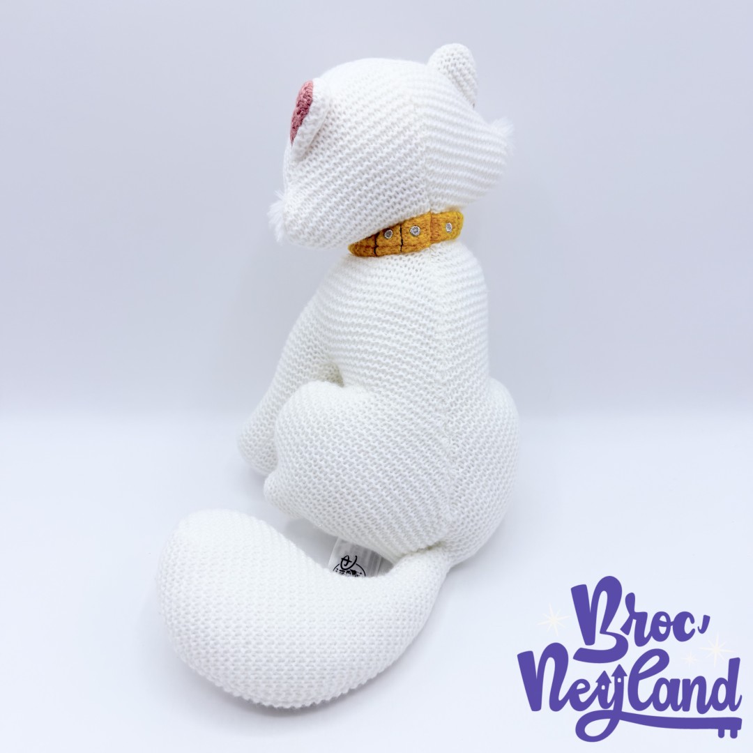 Peluche-Duchesse-Classic-Cozy-Knit-Series-Disney-Parks-Les-Aristochats-chat-blanc-crochet-maille-28-cm (6)