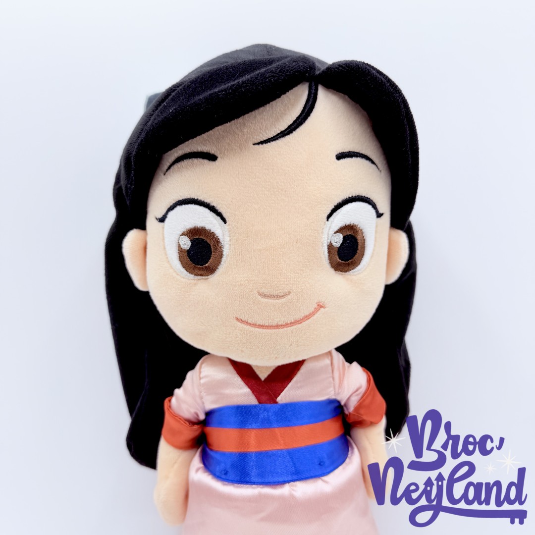 Peluche-Mulan-Disney-Store-2015-petite-fille-enfant-30-cm (5)