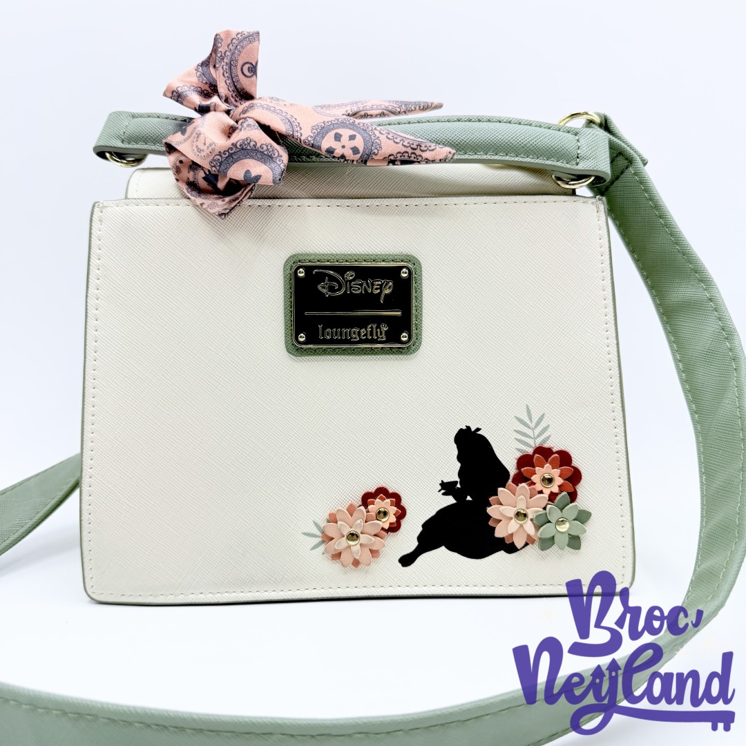 Sac-à-bandoulière-Loungefly-Alice-au-Pays-des-Merveilles-Silhouettes-Floral-Disney (4)