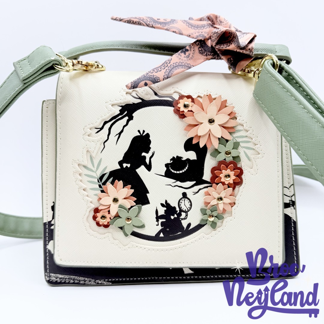 Sac-à-bandoulière-Loungefly-Alice-au-Pays-des-Merveilles-Silhouettes-Floral-Disney (6)