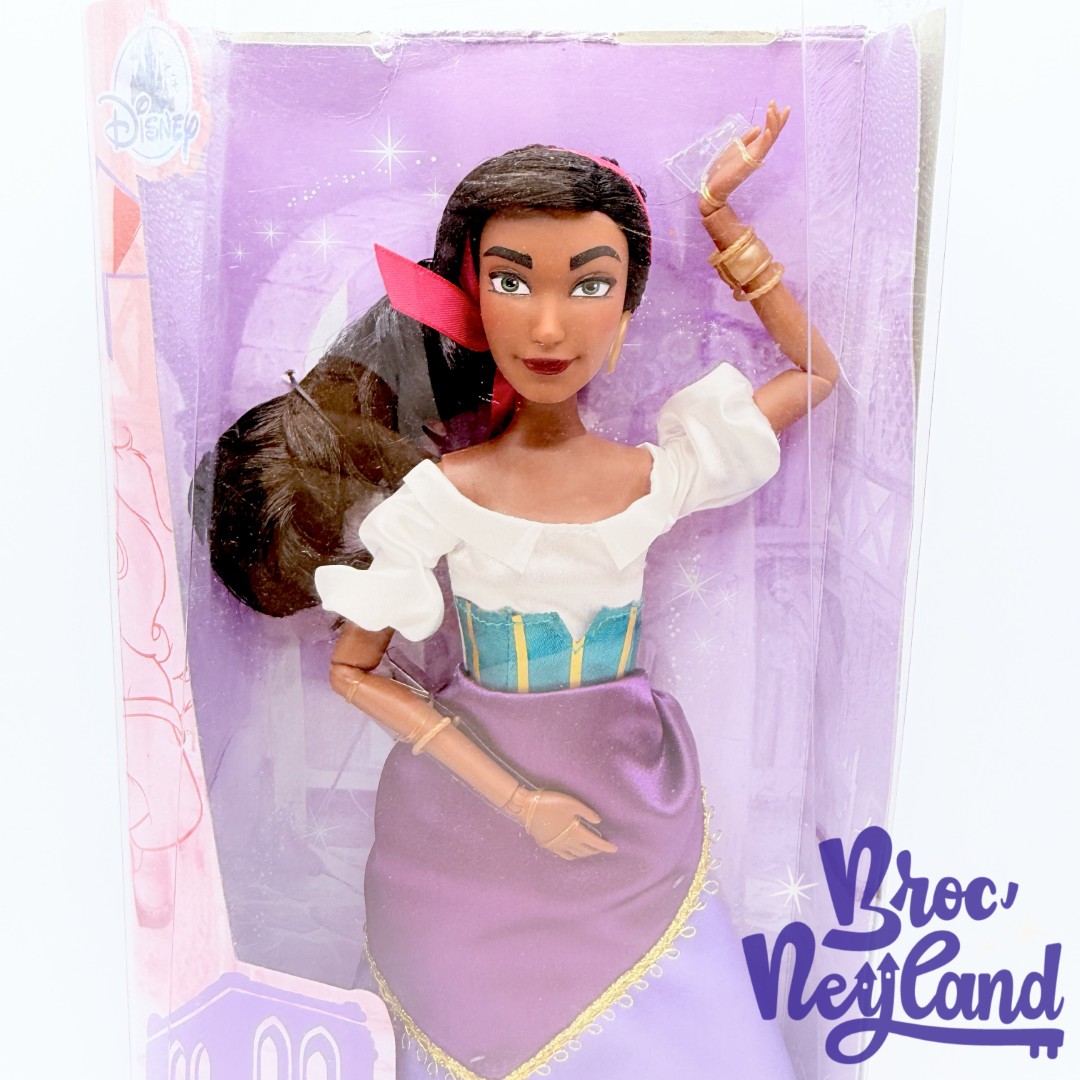 Poupée-Esmeralada-Le-Bossu-de-Notre-Dame-Disney-Store-Classic-Doll-30-cm (5)
