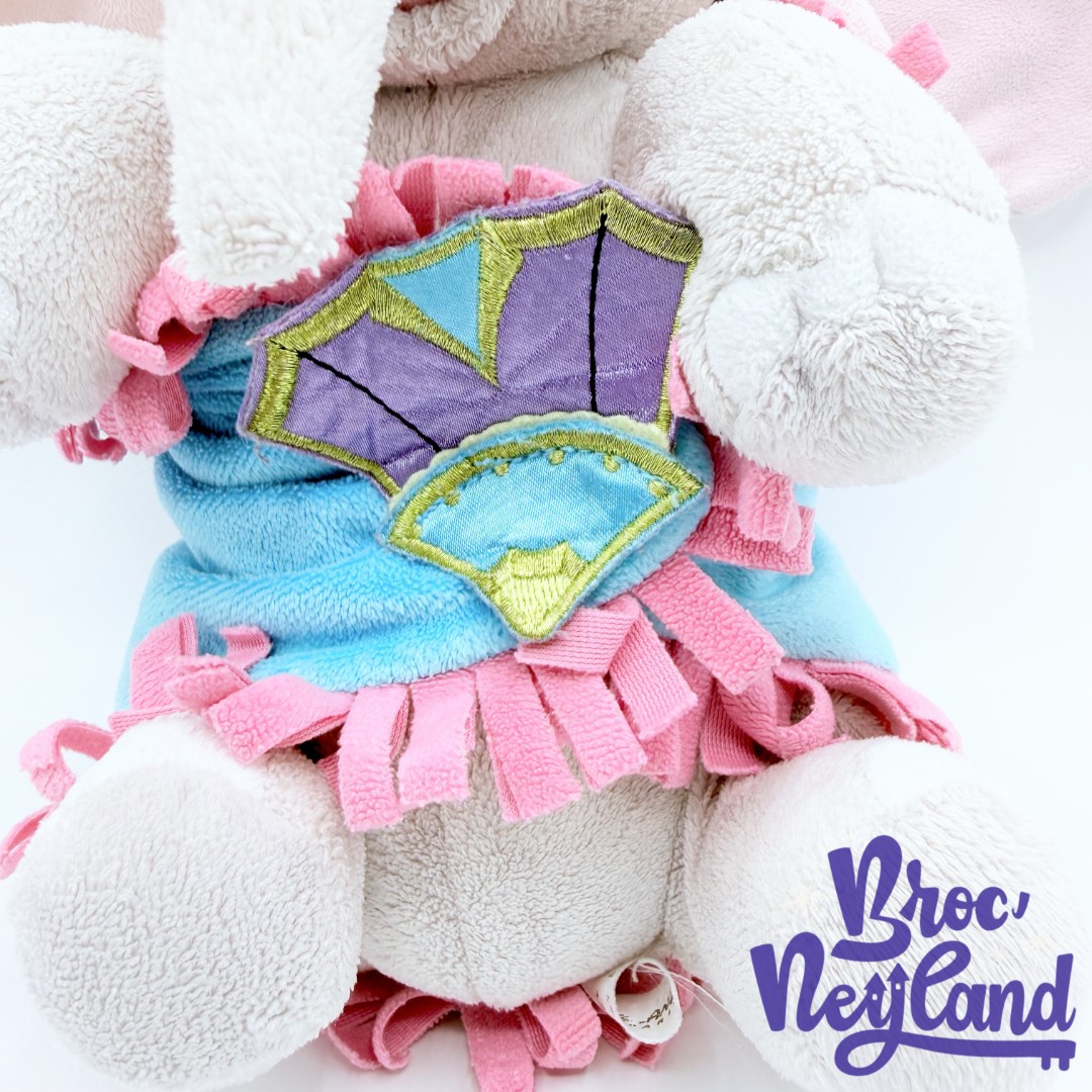 Peluche-Dumbo-éléphant-Disney-Babies-Disneyland-couffin-couverture-bleu-cirque (6)