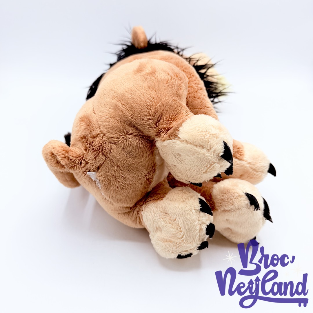 Peluche-Scar-Disney-Store-Le-Roi-Lion-méchant-cicatrice-38-cm (1)