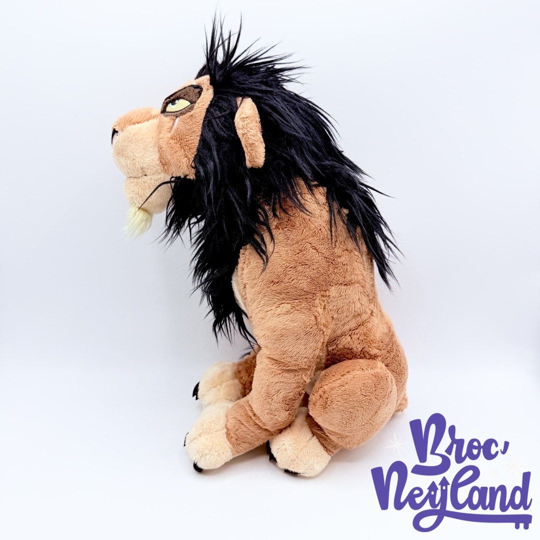 Peluche-Scar-Disney-Store-Le-Roi-Lion-méchant-cicatrice-38-cm (5)