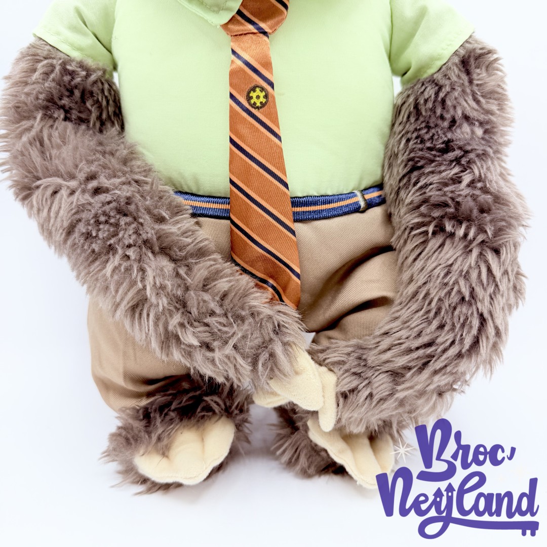 Peluche-Flash-Slothmore-Zootopie-Disney-Store-2015-paresseux-cravate-38-cm (4)