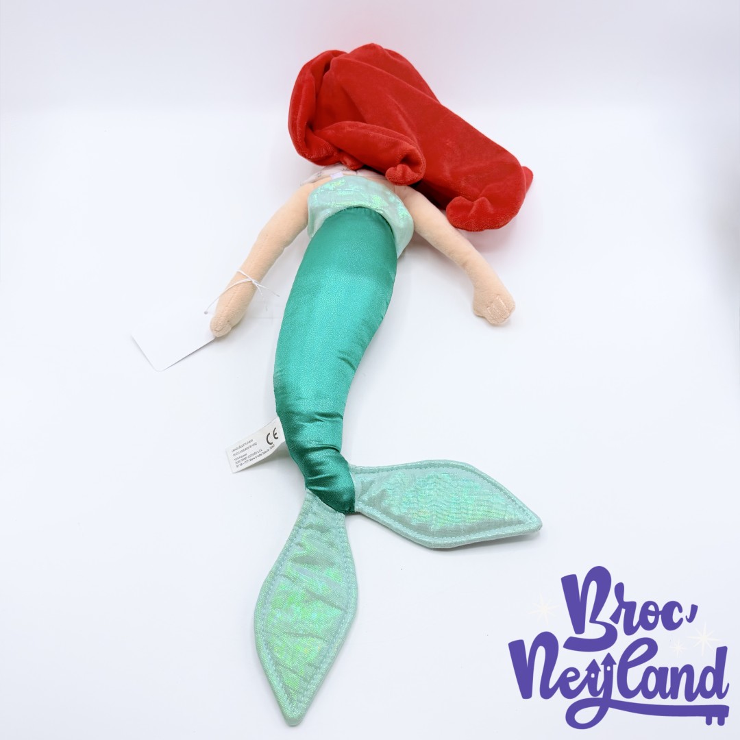 Poupée-chiffon-Ariel-La-Petite-Sirène-Disneyland-Paris-2018-Disney-peluche-53-cm (5)