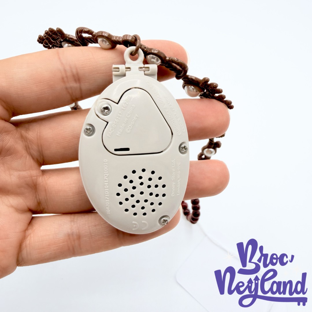 Collier-Vaiana-Musical-Disney-Store-bijoux-accessoire-déguisement-sonore (4)