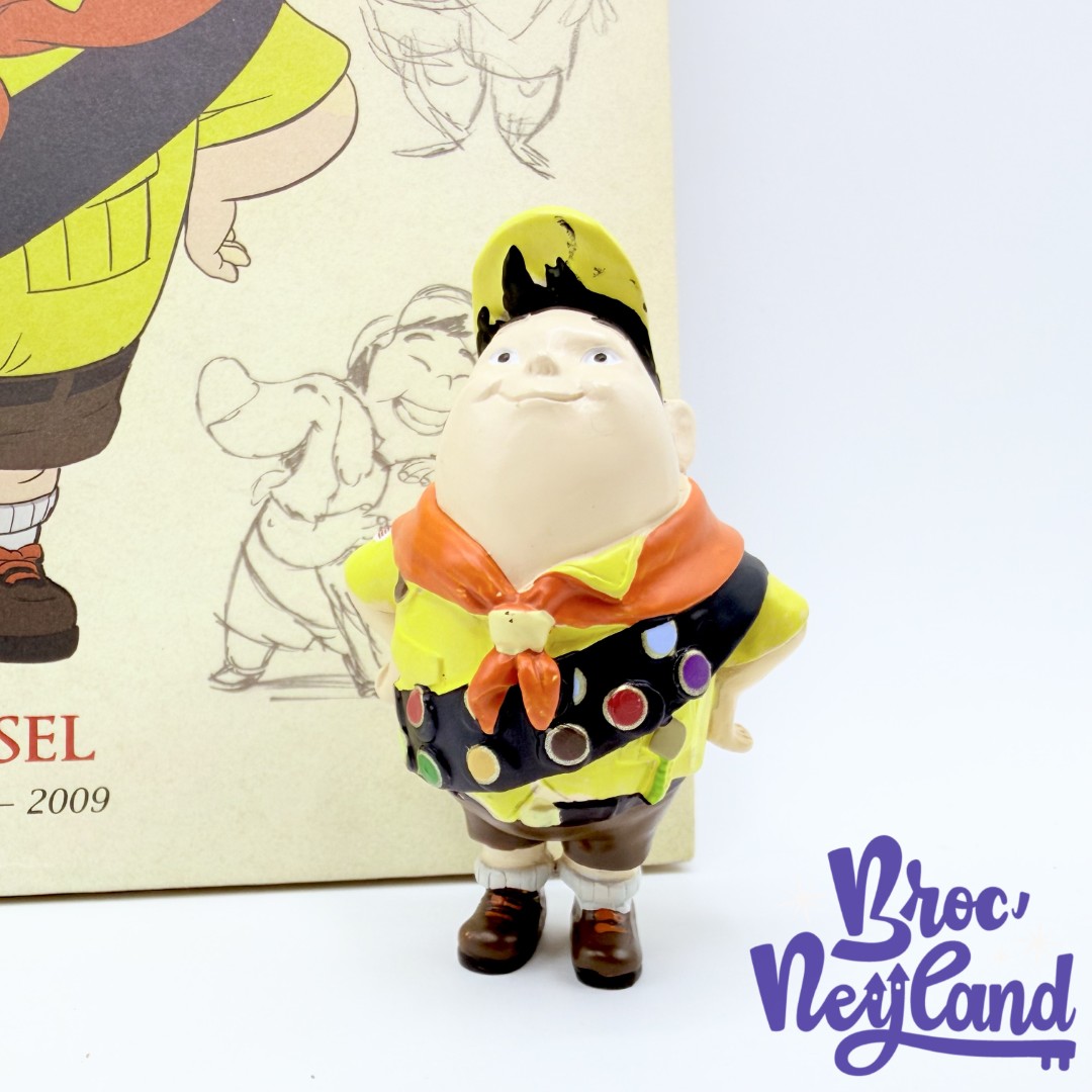 Livre-Figurines-de-collection-Russel-Disney-Hachette-32-Encyclopédie-résine-Là-Haut (2)