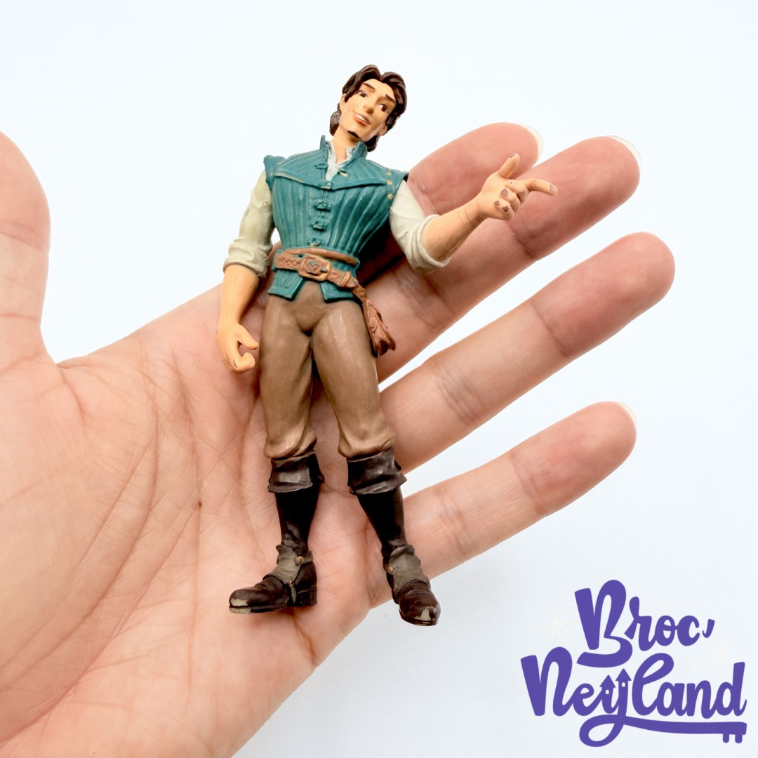 Figurine-Flynn-Rider-Disney-Bullyland-prince-Raiponce-11-cm (2)