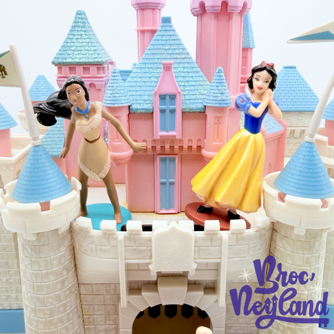 Jouet-Château-des-Princesses-Disneyland-Disney-Sleeping-Beauty-Castle-Playset-sonore-figurines (9)