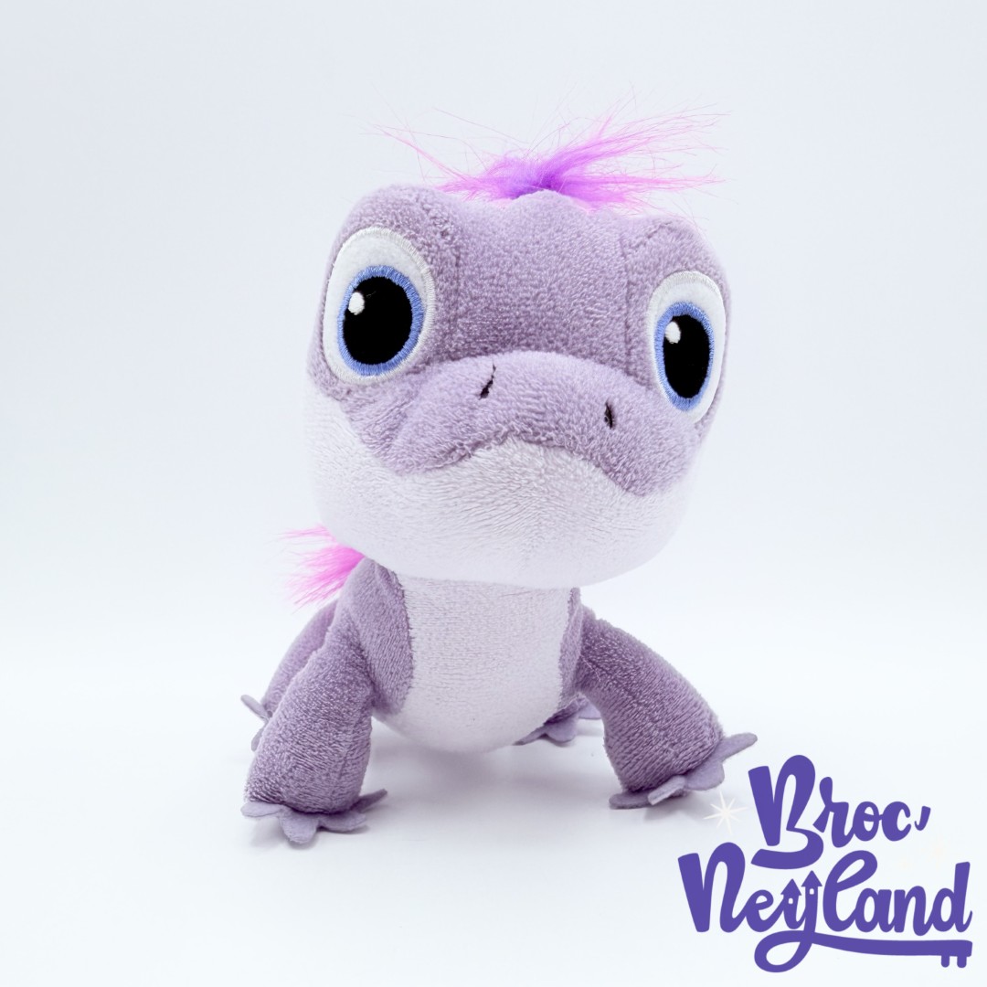 Peluche-Bruni-salamandre-La-Reine-des-Neiges-Disney-Brand-Loyalty-lézard-violet-18-cm (3)
