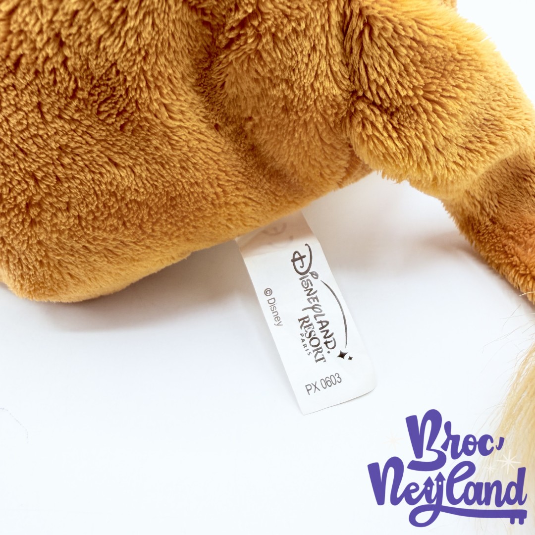 Peluche-Nala-Le-Roi-Lion-Disneyland-Resort-Paris-Disney-couché-orange-28-cm (5)