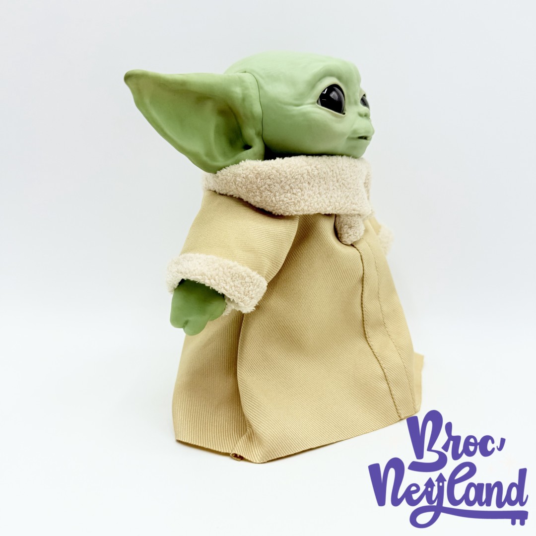 Figurine-Grogu-The-Mandalorian-Edition-Animatronique-Star-Wars-Disney-Hasbro-2020-interactif-20-cm (6)