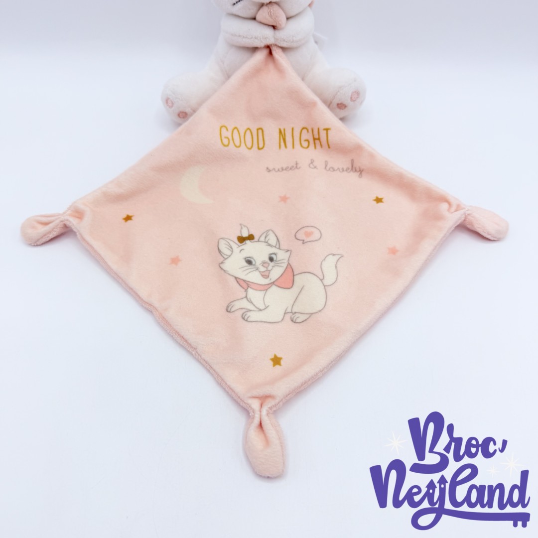 Peluche-Doudou-Marie-Les-Aristochats-Disney-Simba-Toys-Good-Night-sweet-lovely-carré-rose (2)