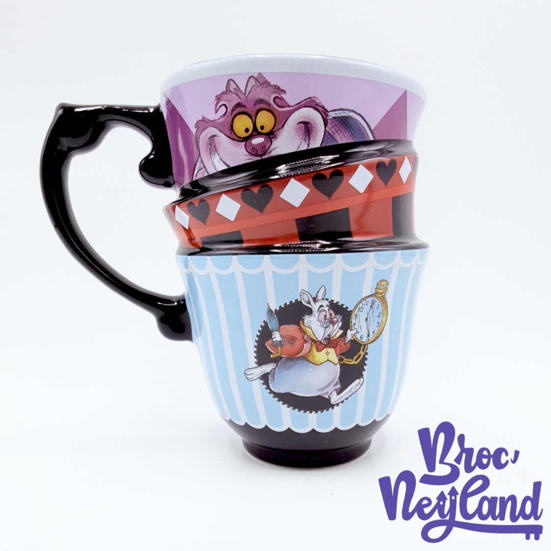 Tasse-Alice-au-pays-des-merveilles-Disney-Parks-2020-mug-empilé-couleurs (1)